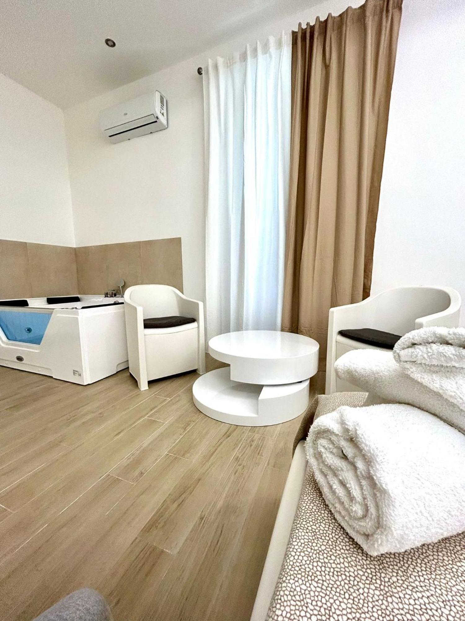 Bed E Suite Domar ブリンディジ エクステリア 写真